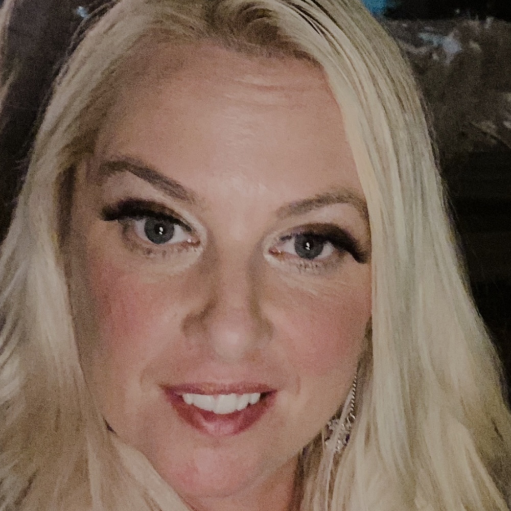 Meet your Posher, Angalee